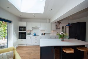 Kitchen- click for photo gallery